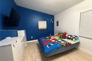 1114 NW 76th St, Miami, FL 33150 - Photo 14