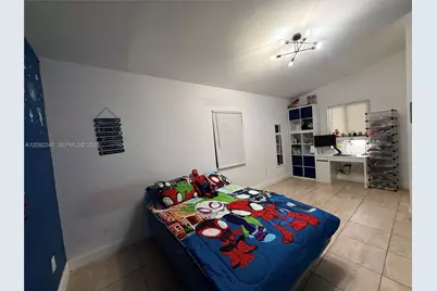 1114 NW 76th St, Miami, FL 33150 - Photo 16