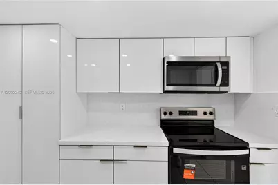 2000 Atlantic Shores Blvd #120, Hallandale Beach, FL 33009 - Photo 2