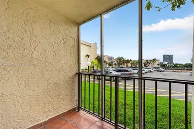 2000 Atlantic Shores Blvd #120, Hallandale Beach, FL 33009 - Photo 24