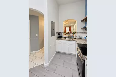 7760 NW 22nd St #205, Pembroke Pines, FL 33024 - Photo 2