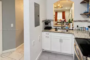 7760 NW 22nd St, Pembroke Pines, FL 33024 - Photo 2
