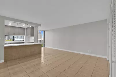 17021 N Bay Rd #705, Sunny Isles Beach, FL 33160 - Photo 8