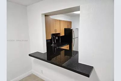 5201 Geneva Way #201, Doral, FL 33166 - Photo 4