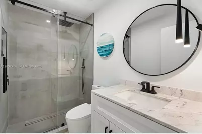 5771 NW 98th Ct, Doral, FL 33178 - Photo 10