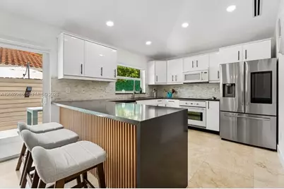 5771 NW 98th Ct, Doral, FL 33178 - Photo 18
