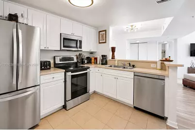 520 SE 5th Ave #1308, Fort Lauderdale, FL 33301 - Photo 4