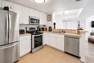 520 SE 5th Ave, Fort Lauderdale, FL 33301 - Photo 4