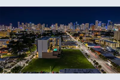 1110 NW 1st St #601, Miami, FL 33128 - Photo 2
