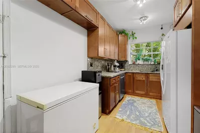 1005 Meridian Ave #8, Miami Beach, FL 33139 - Photo 14