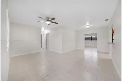 11822 SW 169th St, Miami, FL 33177 - Photo 4