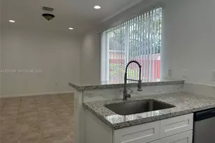 2031 SE 14th Ct, Homestead, FL 33035 - Photo 4