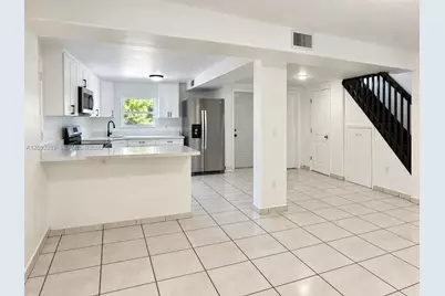 3229 NW 34th St, Miami, FL 33142 - Photo 12