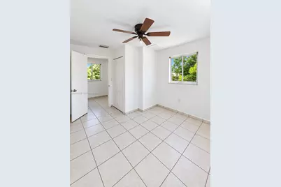 3229 NW 34th St, Miami, FL 33142 - Photo 24