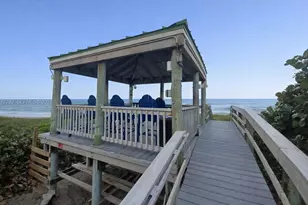 10851 S Ocean Dr, Jensen Beach, FL 34957 - Photo 18