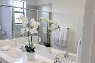 796 NE 208th Ln, Miami Gardens, FL 33179 - Photo 18