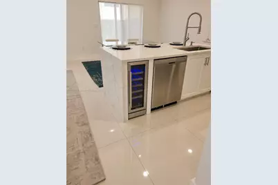 796 NE 208th Ter #796, Miami Gardens, FL 33179 - Photo 8