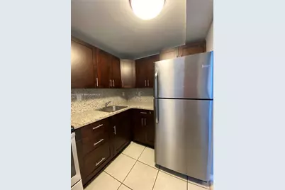 1735 W 60th St #M301, Hialeah, FL 33012 - Photo 6