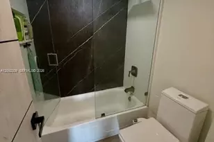 7135 Collins Ave, Miami Beach, FL 33141 - Photo 12