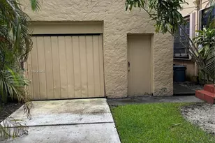 825 Madrid St, Coral Gables, FL 33134 - Photo 4
