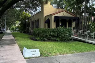 825 Madrid St, Coral Gables, FL 33134 - Photo 2