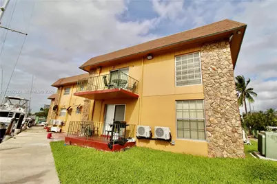 2290 NW North River Dr #10, Miami, FL 33125 - Photo 16