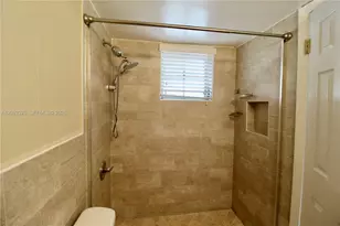 2290 NW N River Dr, Miami, FL 33125 - Photo 12