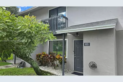 605 Riverside Dr, Greenacres, FL 33463 - Photo 2