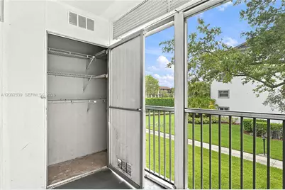 1400 SW 124th Ter #202Q, Pembroke Pines, FL 33027 - Photo 22