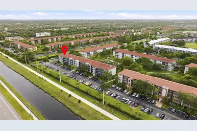 1400 SW 124th Ter #202Q, Pembroke Pines, FL 33027 - Photo 64