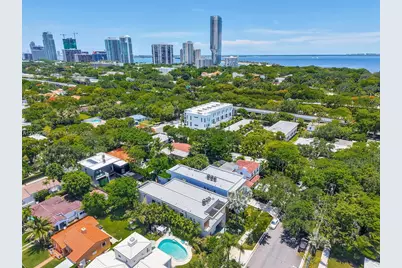125 SW 29th Rd, Miami, FL 33129 - Photo 78