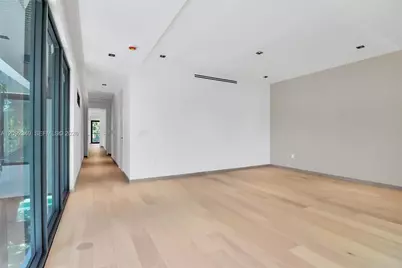 125 SW 29th Rd, Miami, FL 33129 - Photo 52
