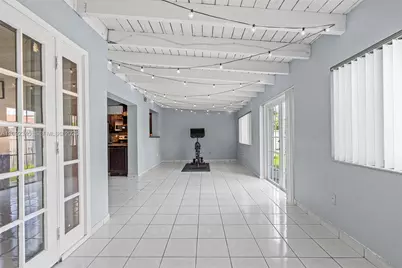 294 NW 134th Ct, Miami, FL 33182 - Photo 18