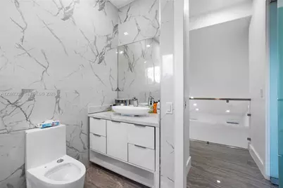 15123 NW 87th Pl, Miami Lakes, FL 33018 - Photo 28