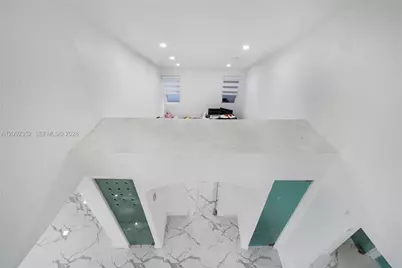 15123 NW 87th Pl, Miami Lakes, FL 33018 - Photo 26