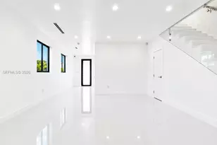 3453 NW 4th St, Miami, FL 33125 - Photo 12