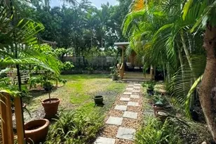 1628 NW 8th St, Miami, FL 33125 - Photo 16