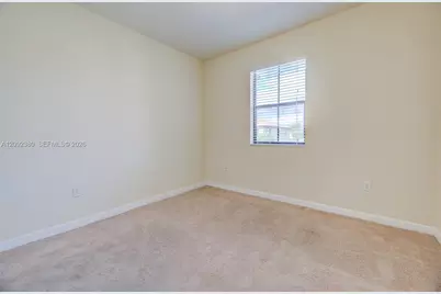 3316 W 91st Ter, Hialeah, FL 33018 - Photo 38