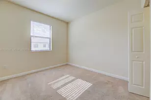 3316 W 91st Terrace, Hialeah, FL 33018 - Photo 30