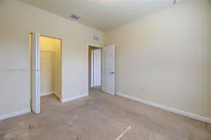 3316 W 91st Terrace, Hialeah, FL 33018 - Photo 32