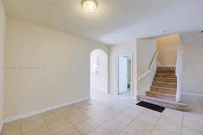 3316 W 91st Ter, Hialeah, FL 33018 - Photo 12