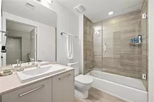 1010 Brickell Ave, Miami, FL 33131 - Photo 44