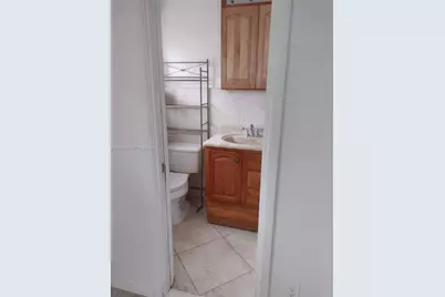 225 E 29th Ct, Riviera Beach, FL 33404 - Photo 12