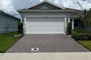 1893 Spring Shower Circle, Kissimmee, FL 34744 - Photo 2