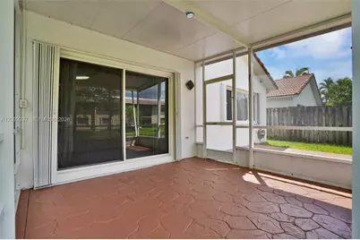 127 Danielle Ct, Weston, FL 33326 - Photo 30