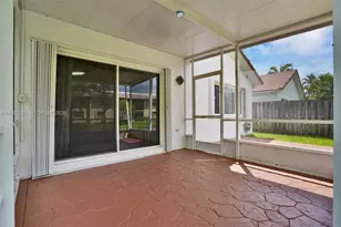 127 Danielle Ct, Weston, FL 33326 - Photo 30