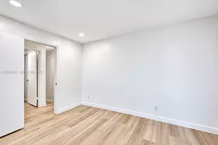 499 SE 13th St, Fort Lauderdale, FL 33316 - Photo 32