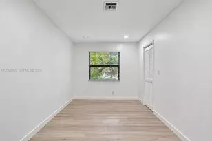 499 SE 13th St, Fort Lauderdale, FL 33316 - Photo 30