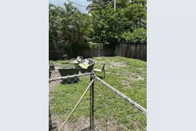 3739 SE 15 St #2, Dania Beach, FL 33004 - Photo 6