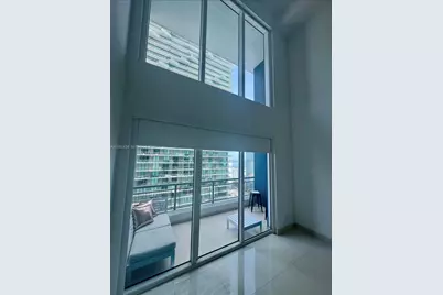 60 SW 13th St #2618, Miami, FL 33130 - Photo 1